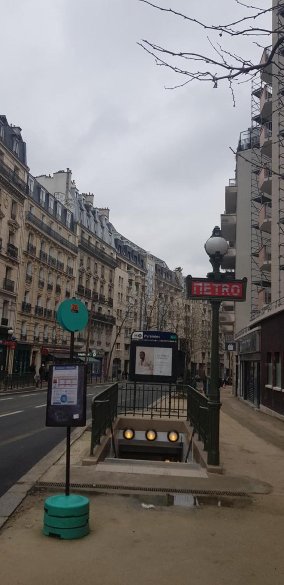Studio/F1 Aux Buttes Chaumont Paris Chambre photo